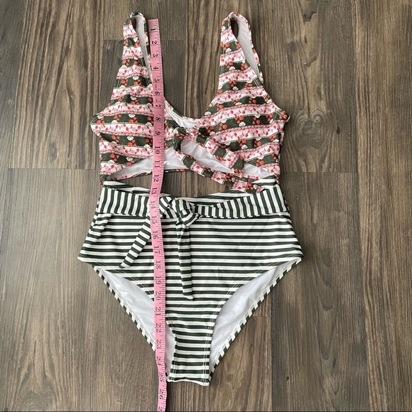 Cupshe NWT Striped and Floral Mix Print One Piece Swimsuit - Picture 14 of 16